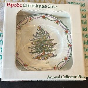Spode Christmas Tree Annual Collector Plate 2000
